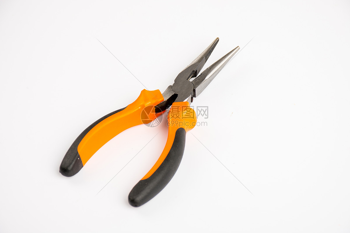 菏泽消防救援人员火速赶赴现场