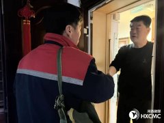 李树启和同事们始终24小时