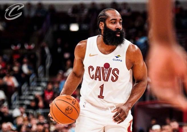 哈登36+率队险胜公牛 创生涯30+里程碑