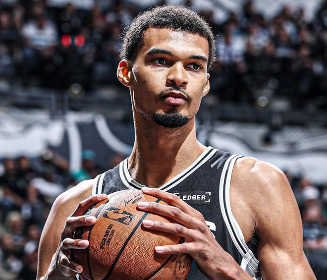 文班亚马领跑MVP争夺战 马刺战绩助力冲击历史最