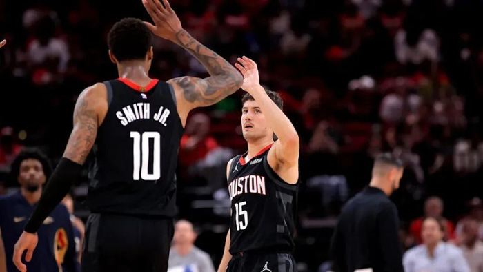 火箭险胜鹈鹕终结连败 太阳末节崩盘惨遭翻盘