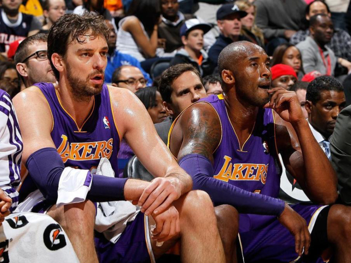 珍妮·巴斯如何以沉默守护东契奇交易的惊天秘密